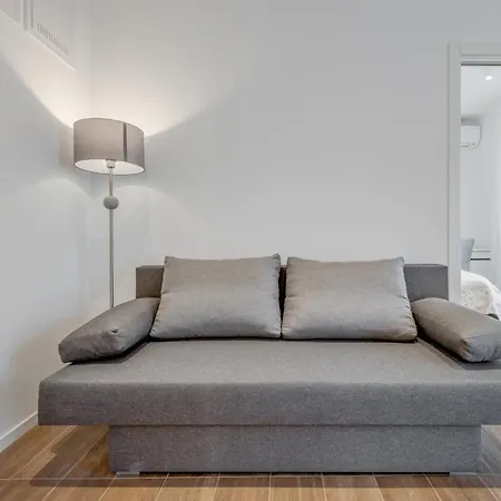 Centrally Located Apartments, Free Parking Apartment Trogir