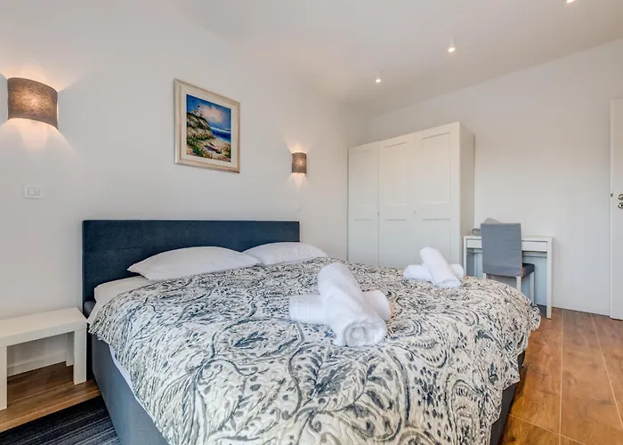 公寓 Apartments In Trogir 特罗吉尔