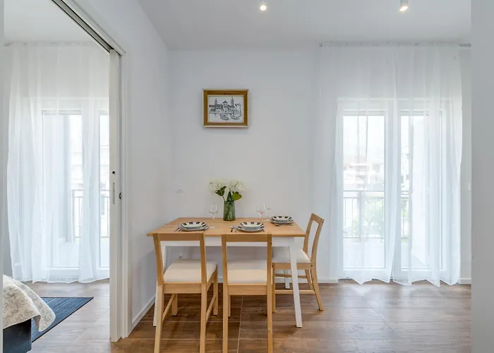 Apartments In Trogir 公寓