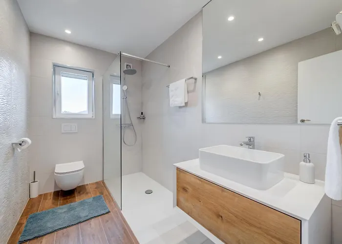 Apartments In Trogir * 特罗吉尔