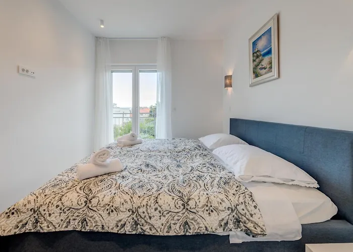 Apartments In Trogir *