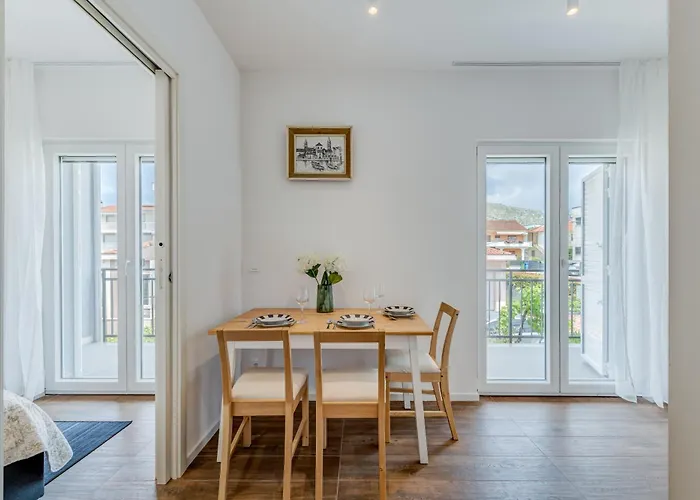 公寓 Apartments In Trogir *