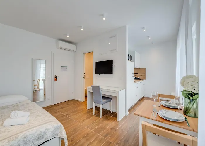Apartments In Trogir *