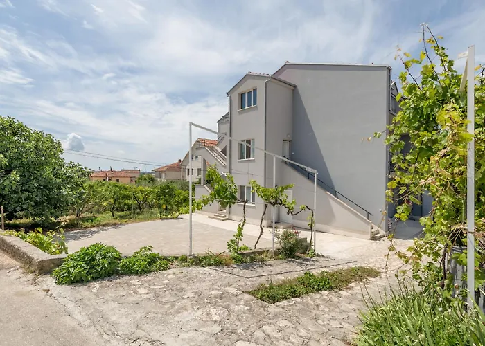 公寓 Apartments In Trogir