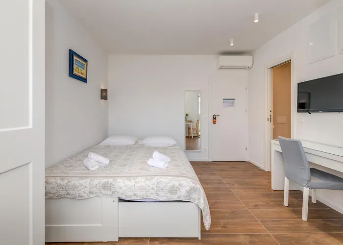 公寓 Apartments In Trogir