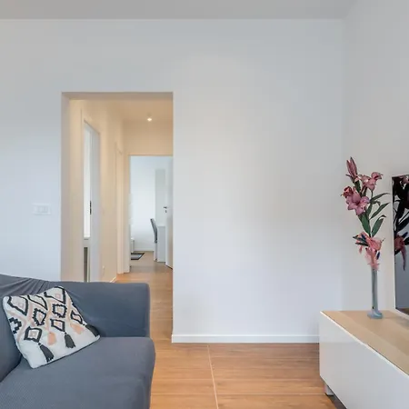 Centrally Located Apartments, Free Parking Apartment Trogir