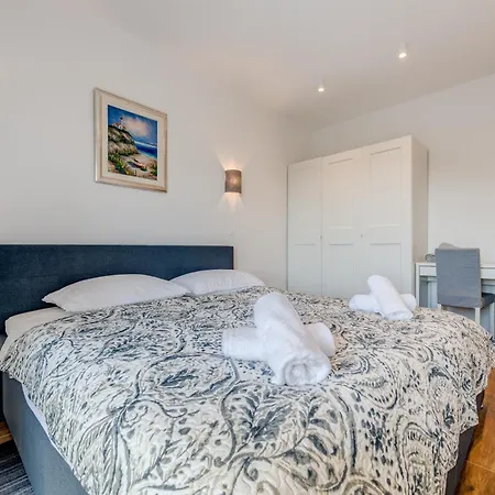 דירה Centrally Located Apartments, Free Parking טרוגיר
