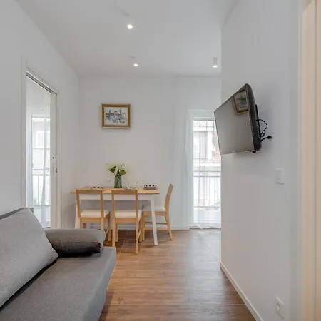 Apartman Centrally Located Apartments, Free Parking *