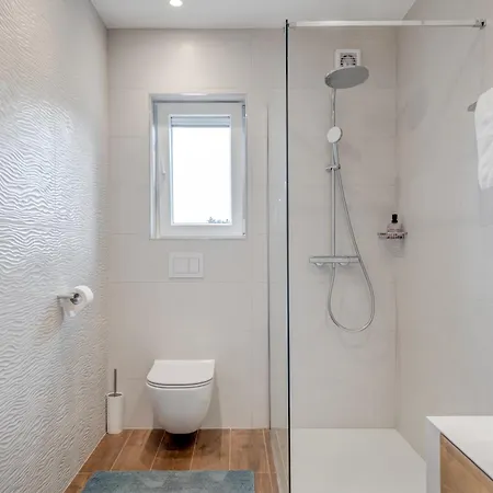 Centrally Located Apartments, Free Parking Apartment Trogir