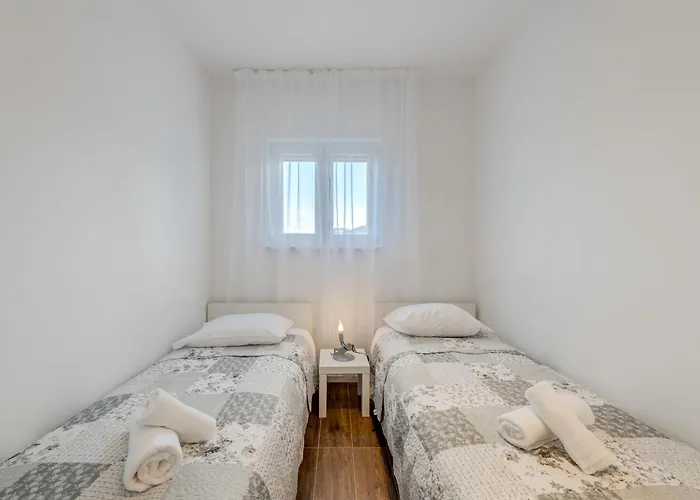 Apartments In Trogir *