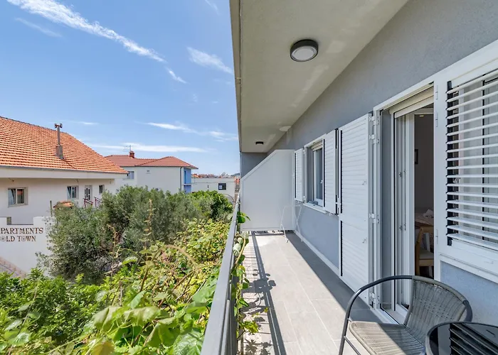 Apartments In Trogir *