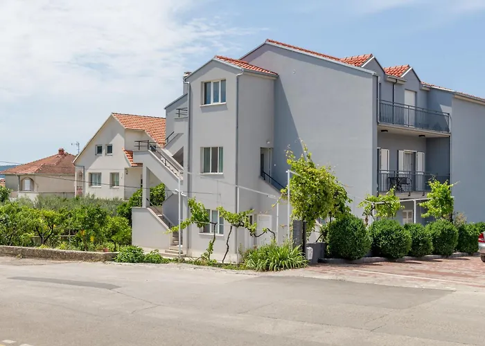 Apartments In Trogir * Trogir