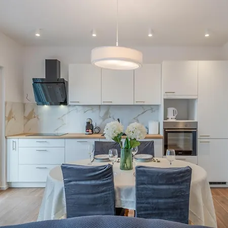 דירה Centrally Located Apartments, Free Parking טרוגיר